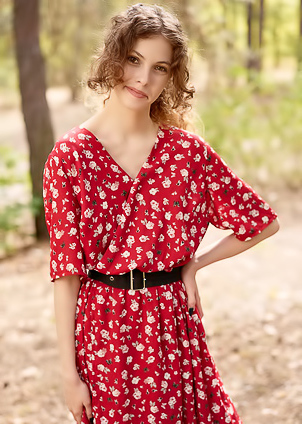 Lisa Bon In Woodland Walk