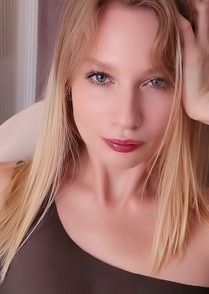 Annie Anne Squeezing Her Beautiful Big Breasts Passionately