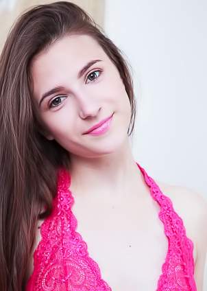 Yanetta Beautiful Brunette Teen With Shaved Pink Pussy