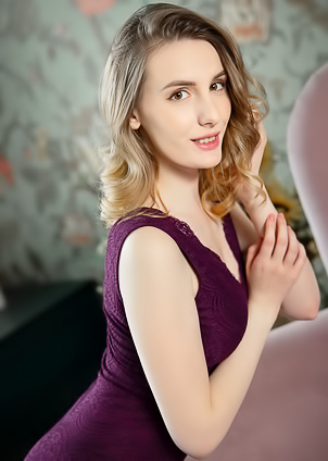 Lillie Spreads Her Long Legs And Shows Pink Pussy