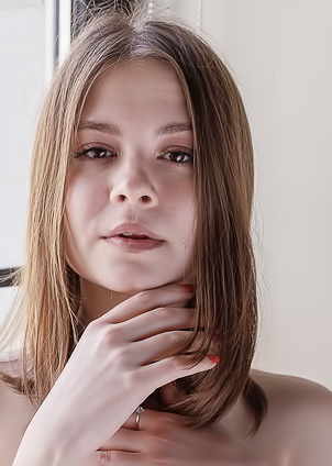 Kira Rami Big Tits And Shaved Pussy