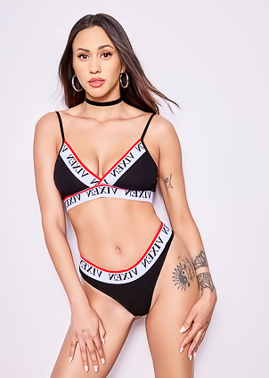 Flawless Beauty Winnafred Flurry