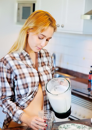 MetArt presents Kelly Collins - Milkshake