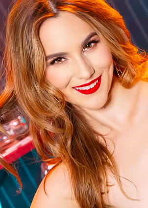 Ophelia Fae Reveals Her Breast-Holding Lingerie Tease